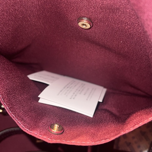 Coach Purse Handbag - Picture 10 of 14